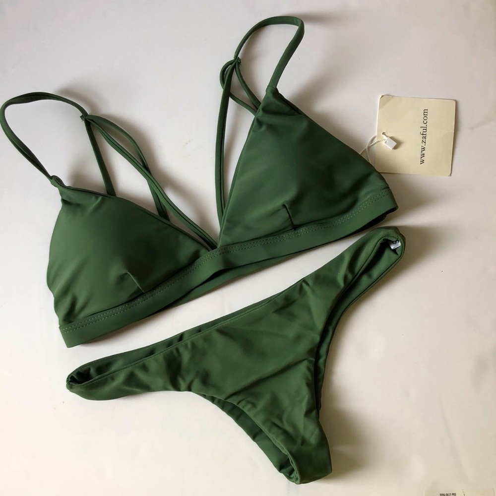 Thong bikini